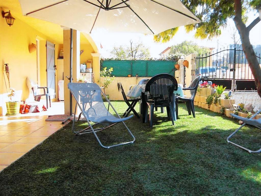 Villa Climatisee De 2A 10 Personnes Piscine Privee 3Km Mer Hyères Exterior foto